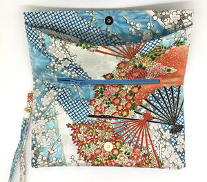 Kuukou Folding Wristlet Clutch 5784E