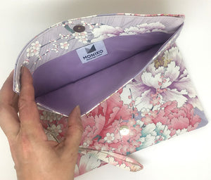 Kuukou Folding Wristlet Clutch 4920U