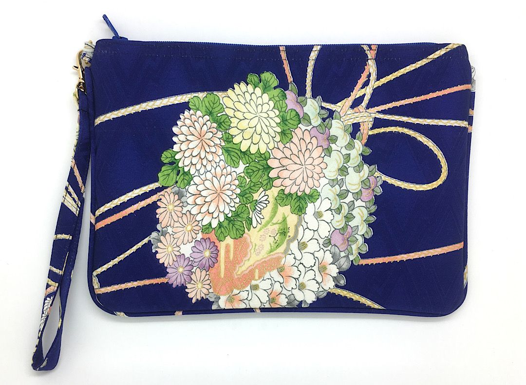 Hidari Wristlet Pouch 4852C