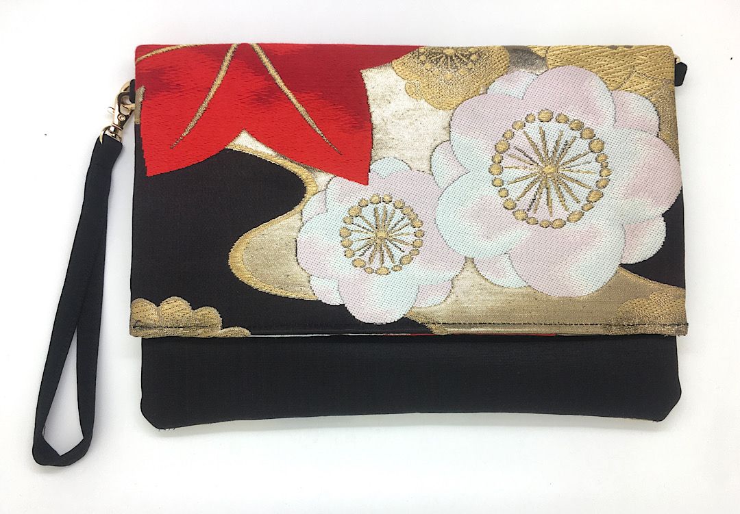 Ookii Kuukou Large Folding Wristlet Clutch 5728C