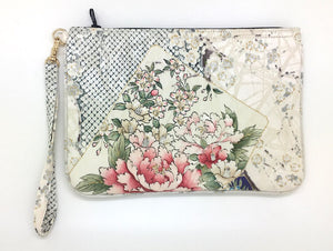 Hidari Wristlet Pouch 5389H