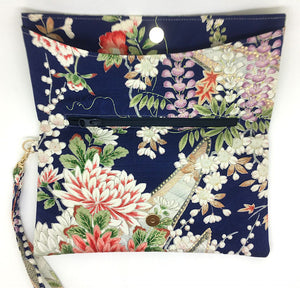 Kuukou Folding Wristlet Clutch 5530R