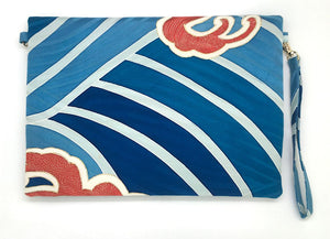 Ookii Kuukou Large Folding Wristlet Clutch 5780G
