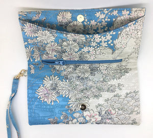 Kuukou Folding Wristlet Clutch 5793H