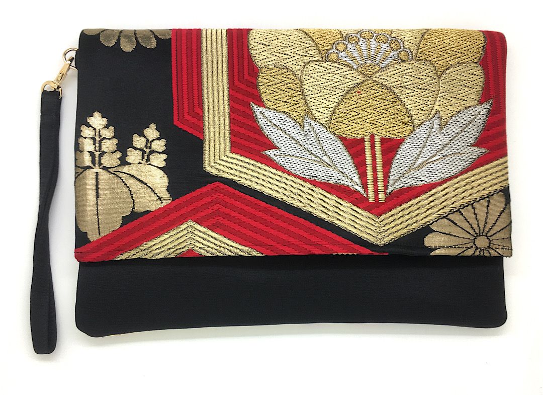 Ookii Kuukou Large Folding Wristlet Clutch 5427B