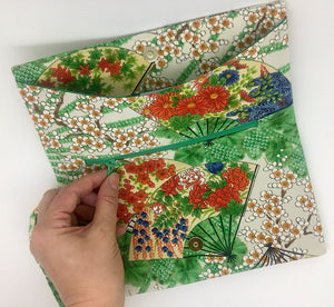 Kuukou Folding Wristlet Clutch 4956F