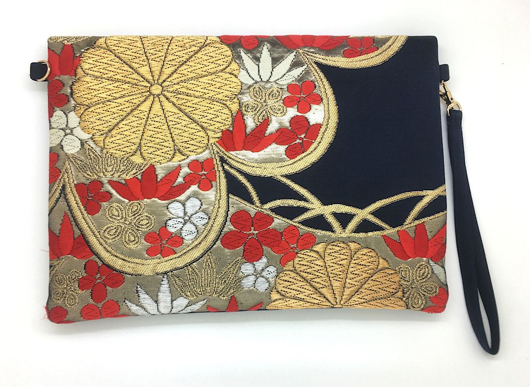 Ookii Kuukou Large Folding Wristlet Clutch 5802E