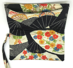 Kuukou Folding Wristlet Clutch 5305H