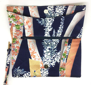 Kuukou Folding Wristlet Clutch 5240F