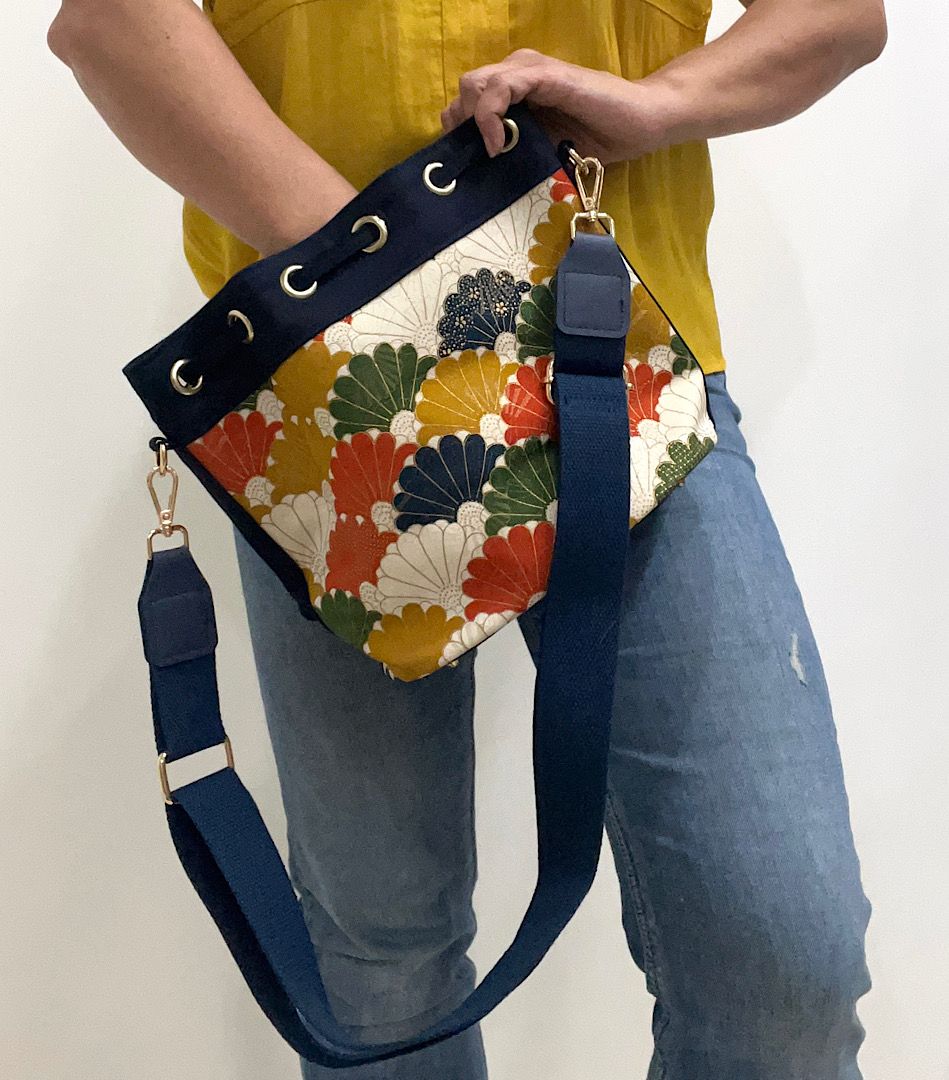 Kimono Drawstring Crossbody 5605C