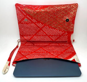 Ookii Kuukou Large Folding Wristlet Clutch 5388A