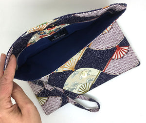 Kuukou Folding Wristlet Clutch 5570A