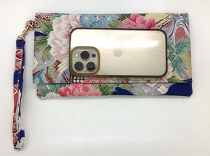 Kuukou Folding Wristlet Clutch 5580N