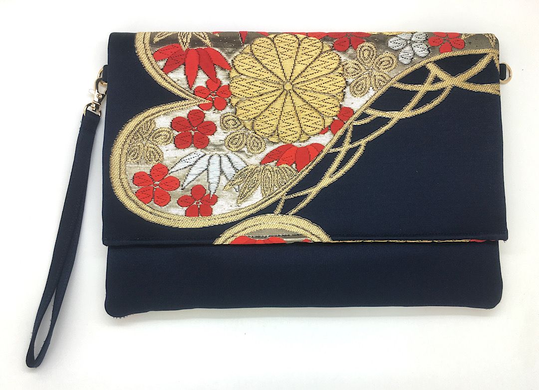 Ookii Kuukou Large Folding Wristlet Clutch 5802E