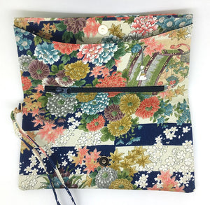 Kuukou Folding Wristlet Clutch 5805I