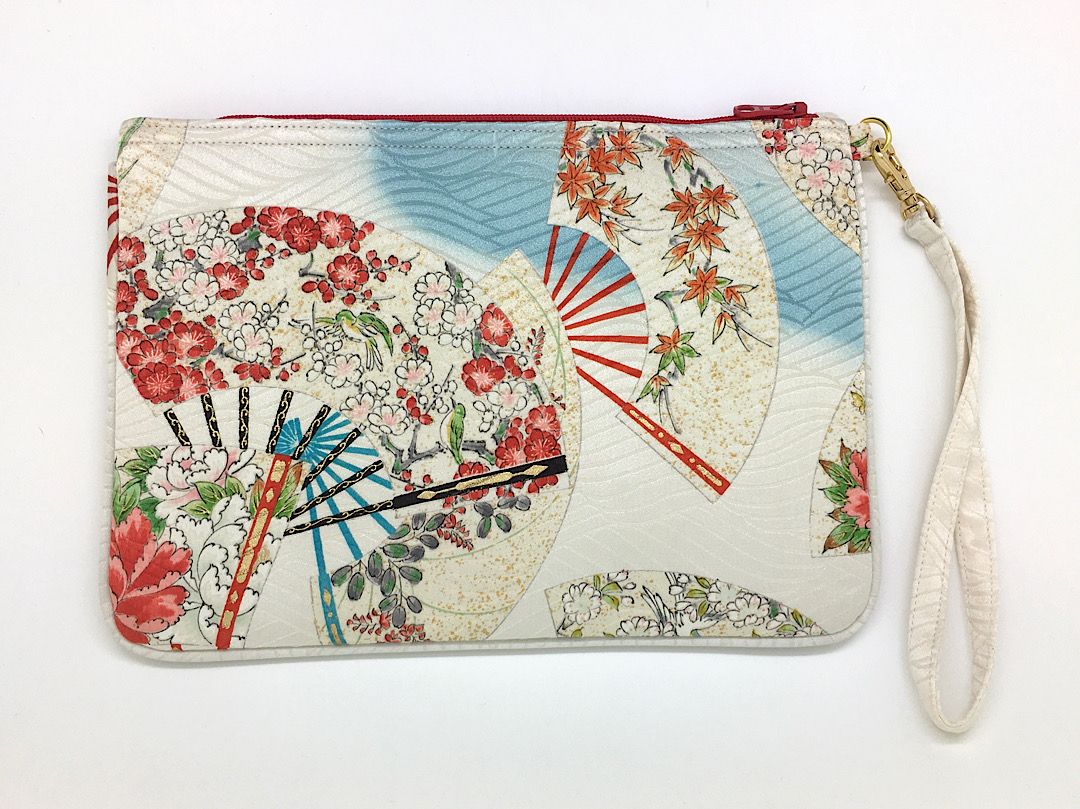 Hidari Wristlet Pouch 4632C