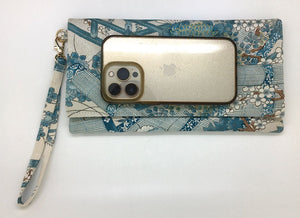 Kuukou Folding Wristlet Clutch 5311L