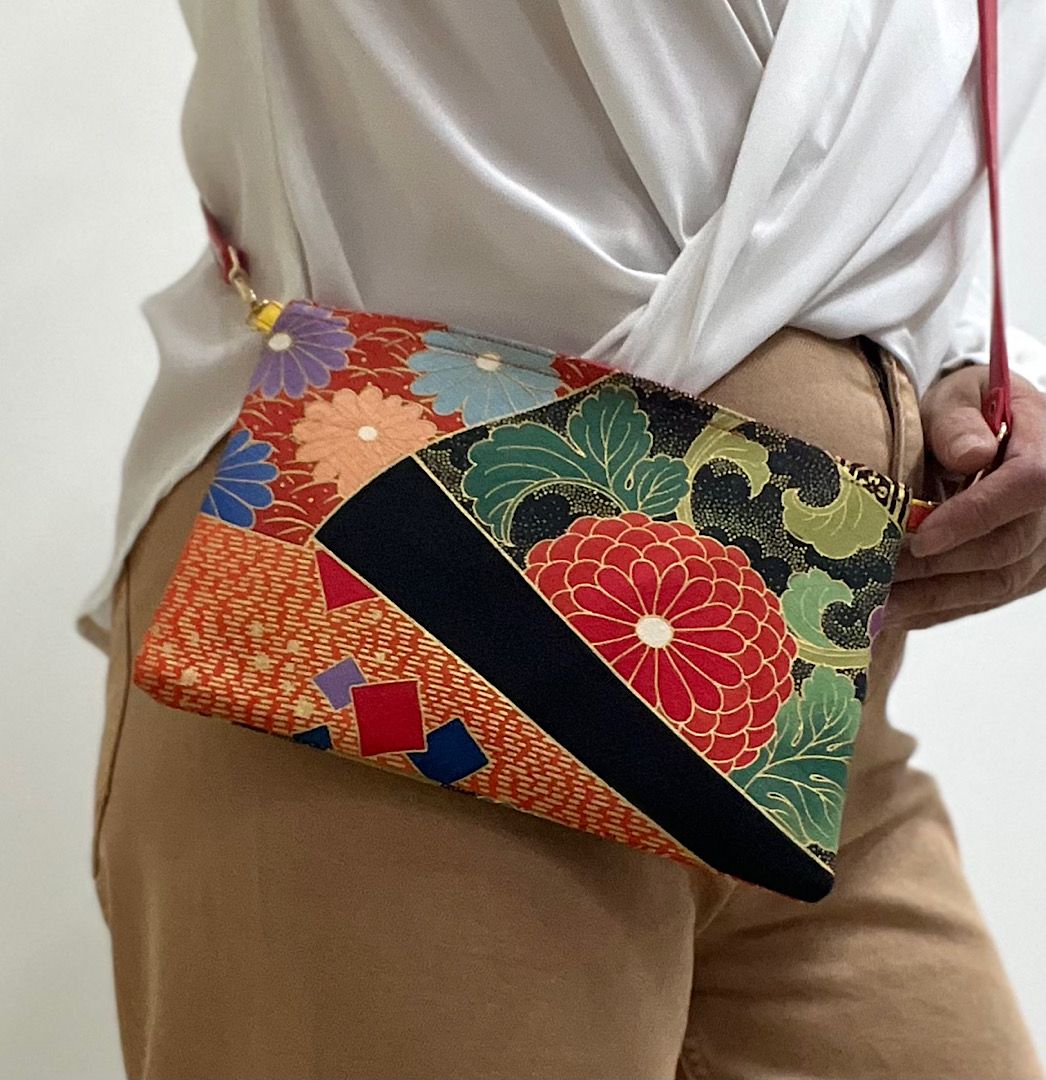 ARUKU WRISTLET to SLING 5885A