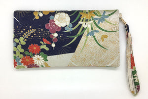 Kuukou Folding Wristlet Clutch 5682A