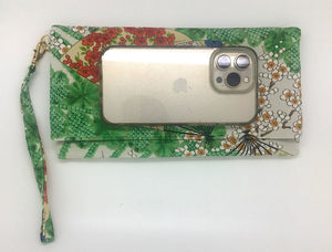 Kuukou Folding Wristlet Clutch 4956F