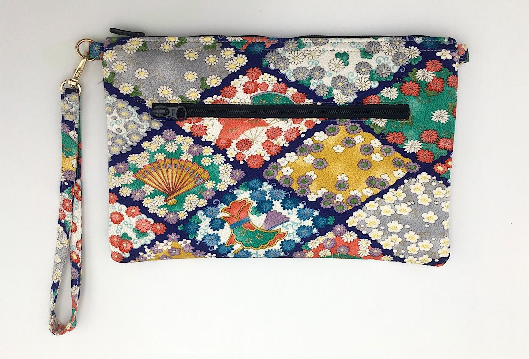 ARUKU WRISTLET to SLING 5893A