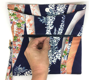 Kuukou Folding Wristlet Clutch 5240F