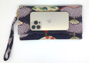 Kuukou Folding Wristlet Clutch 5570A