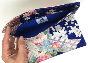 Kuukou Folding Wristlet Clutch 5580N