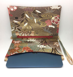 Ookii Kuukou Large Folding Wristlet Clutch 5581K