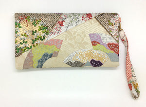 Kuukou Folding Wristlet Clutch 5316F