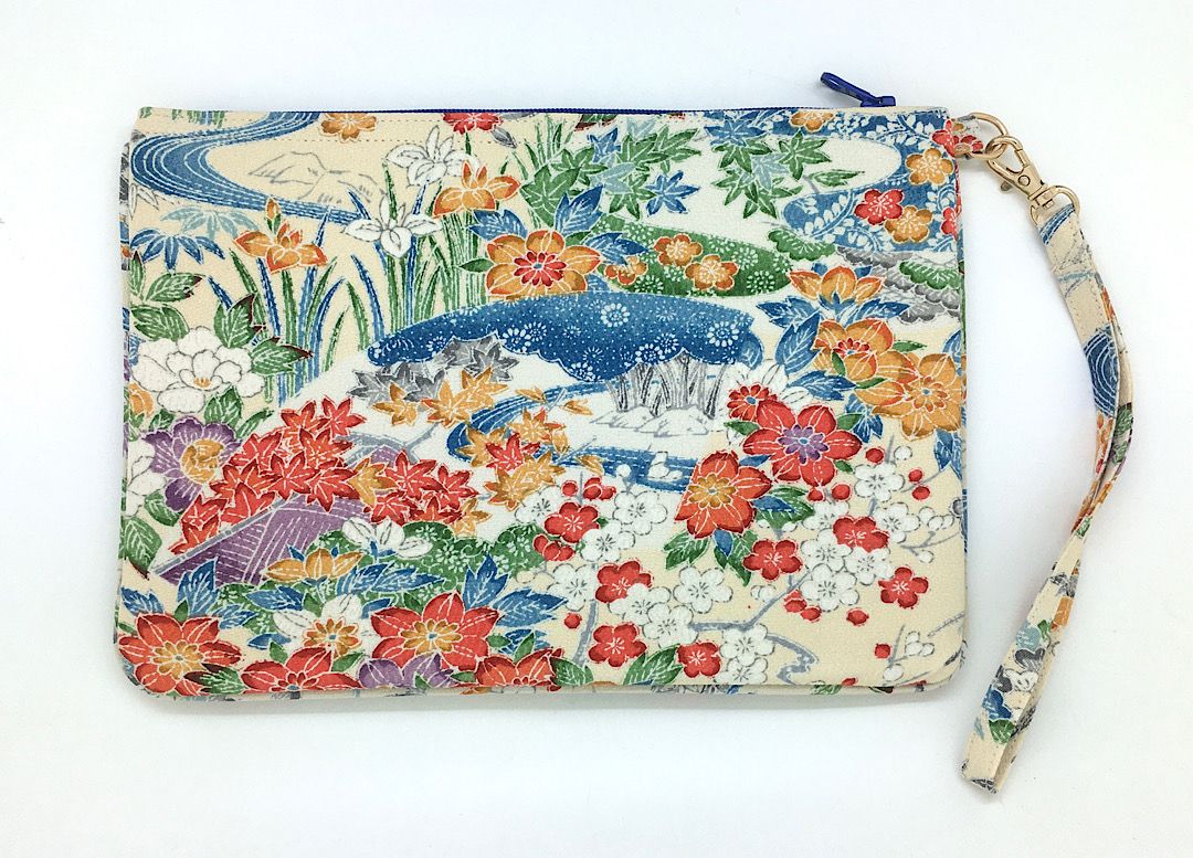Hidari Wristlet Pouch 5870F
