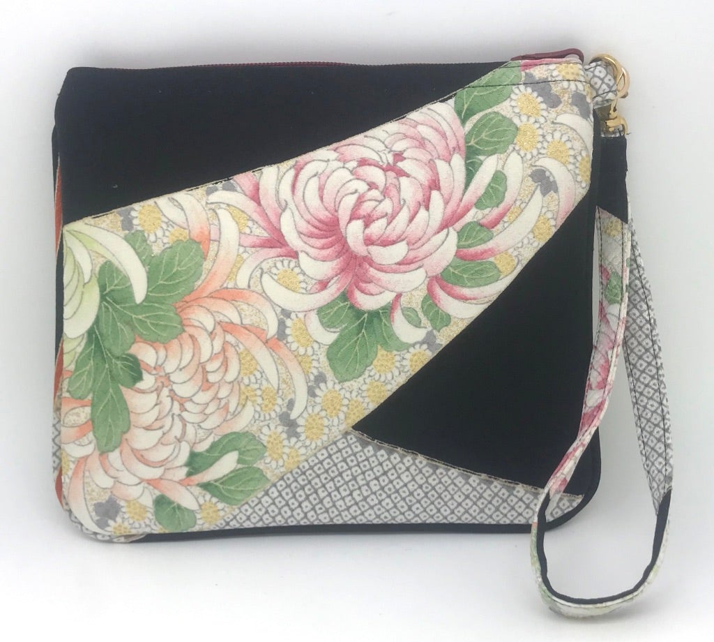 Migi Wristlet Pouch 4053P